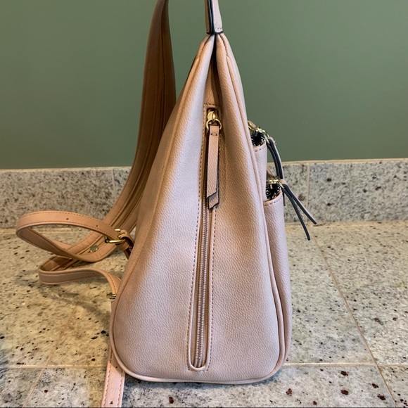 Nanette Lepore Terence Convertible Sling w/Printed Lining Blush One Size - Picture 12 of 16